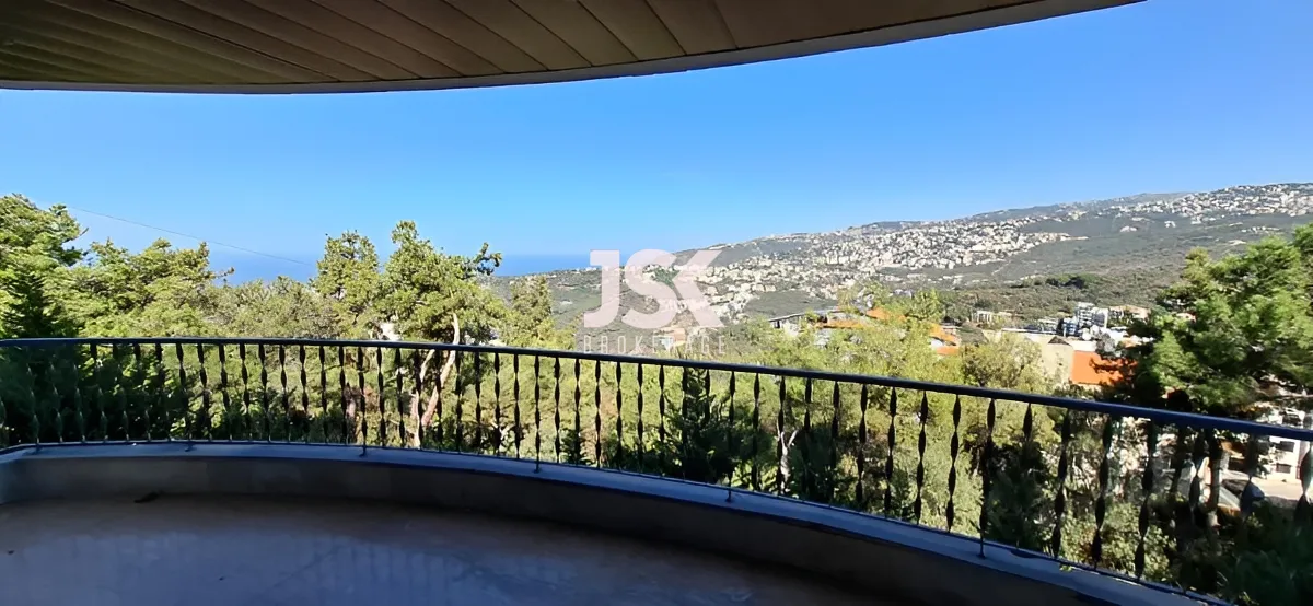 Apartment for Sale in Qornet El Hamra, Lebanon