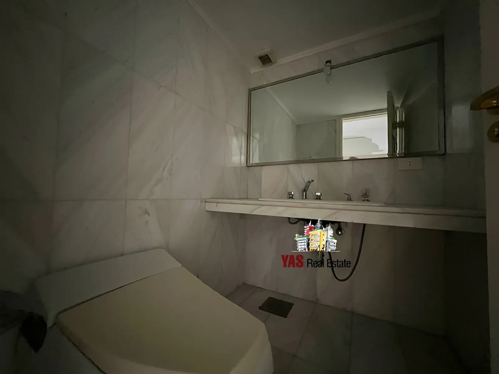 Apartment for Sale in Qornet Shahwane - 4 bed, 5 bath