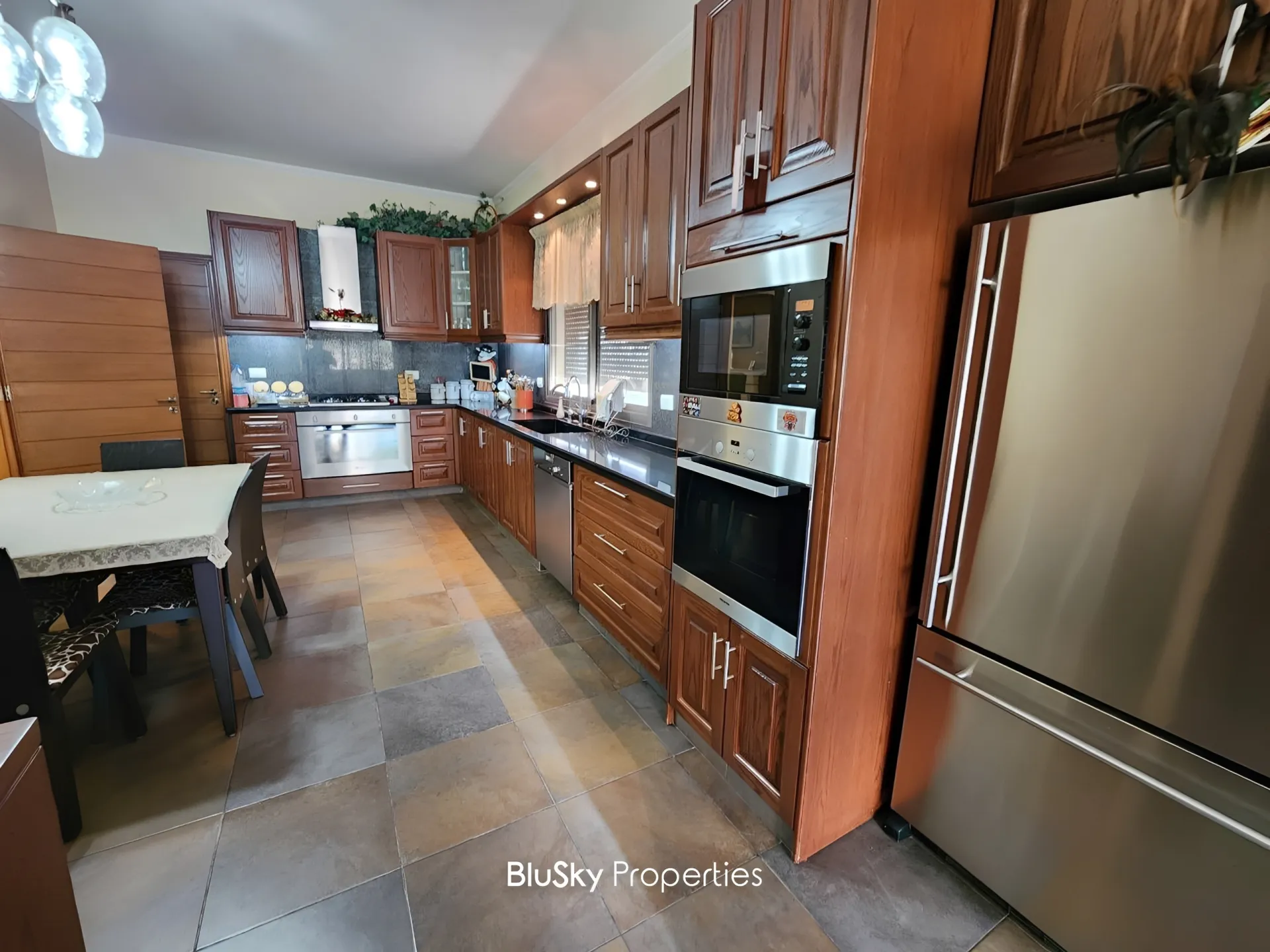Apartment for rent in Horch tabet, lebanon