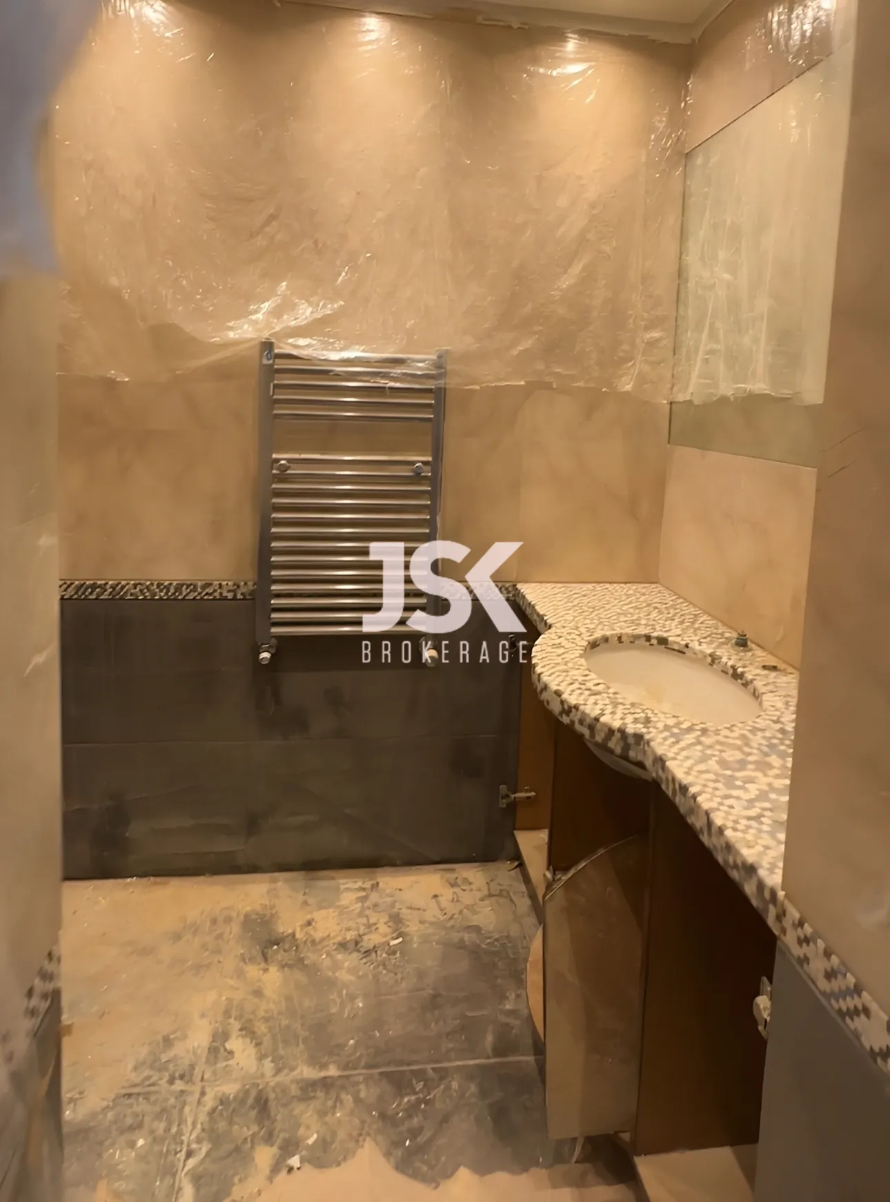 Apartment for Sale in Downtown
