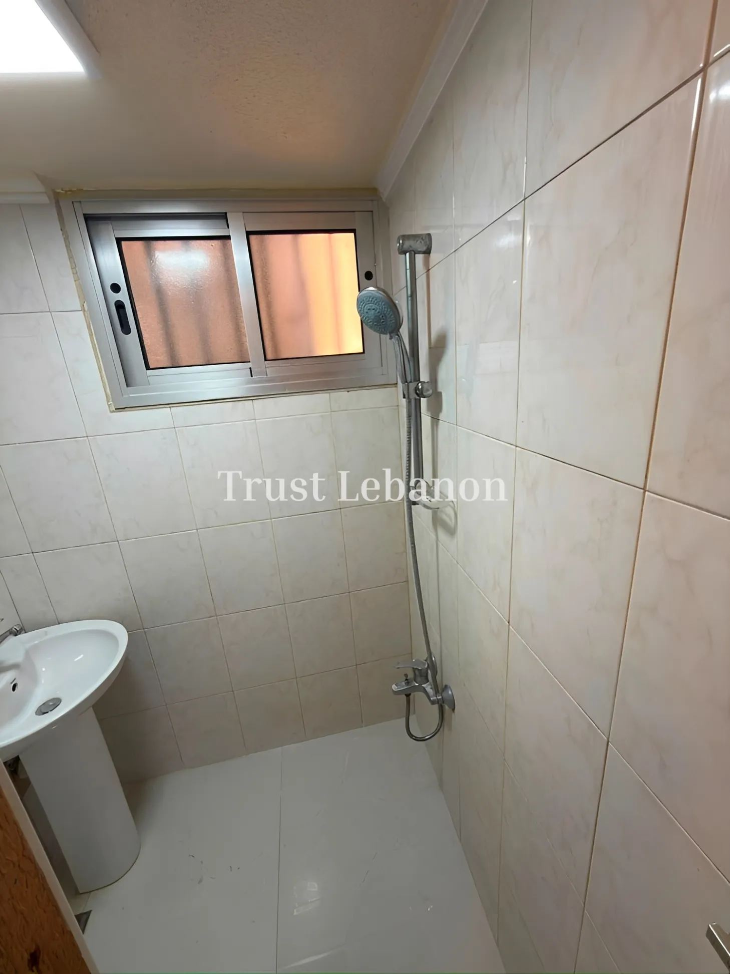 Apartment for rent in Verdun, Bayrut, Lebanon