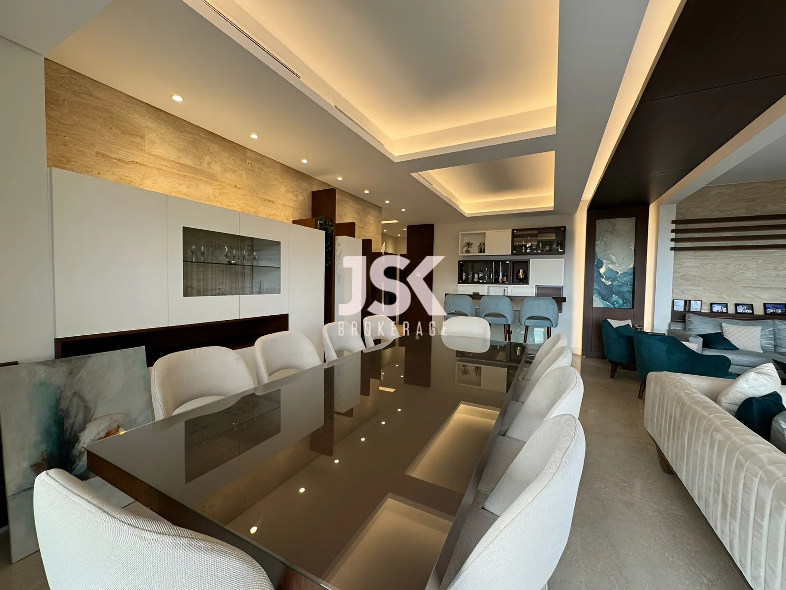 Apartment for Sale in Qennabet Broummana