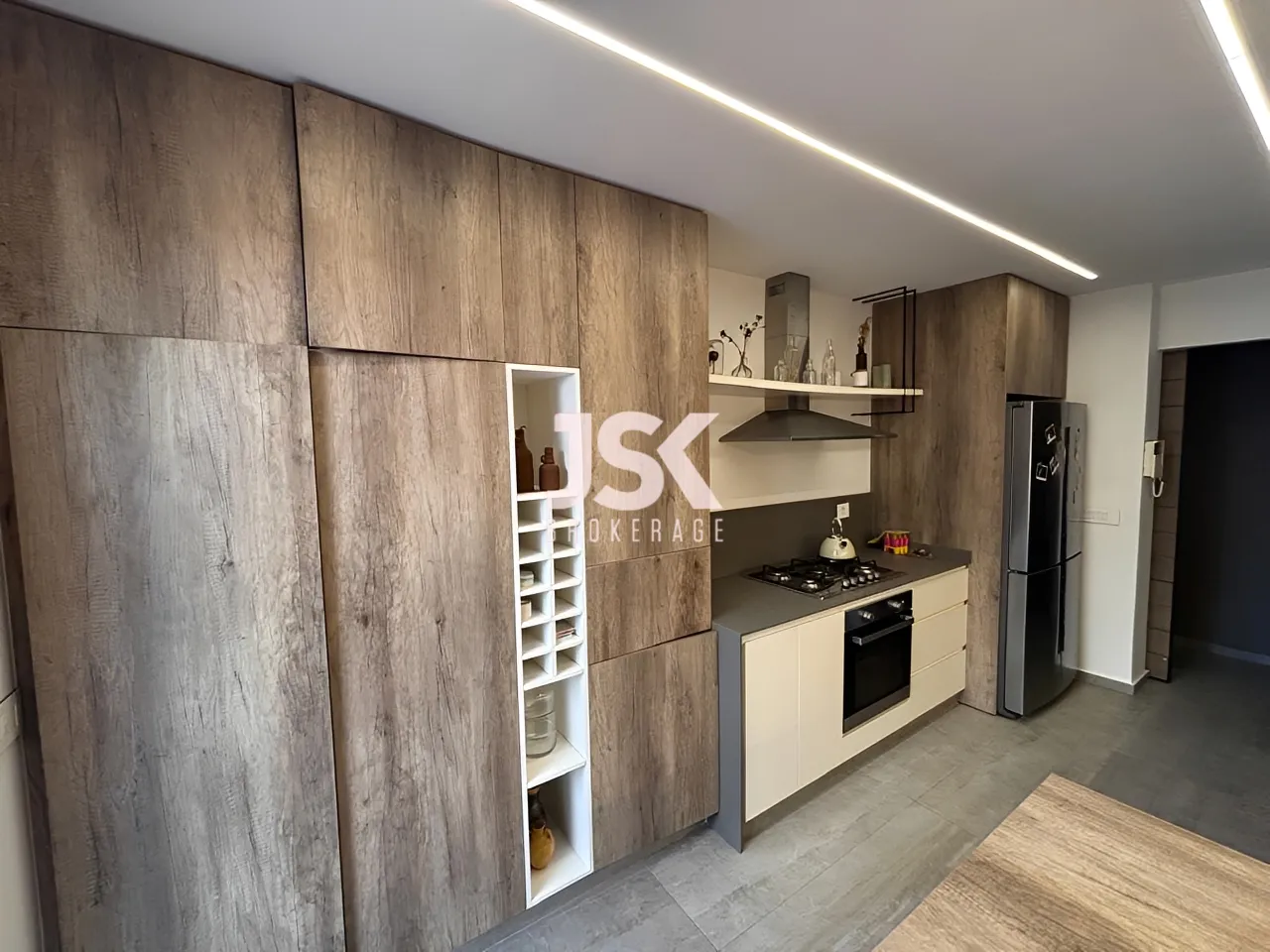 Apartment for Rent in Mazraat Yachoua