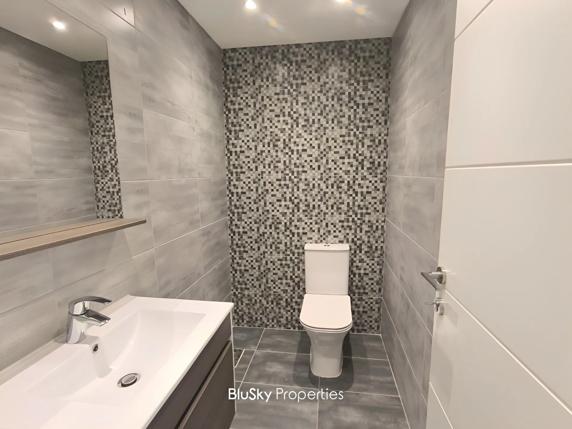 Apartment for rent in Aoukar, lebanon