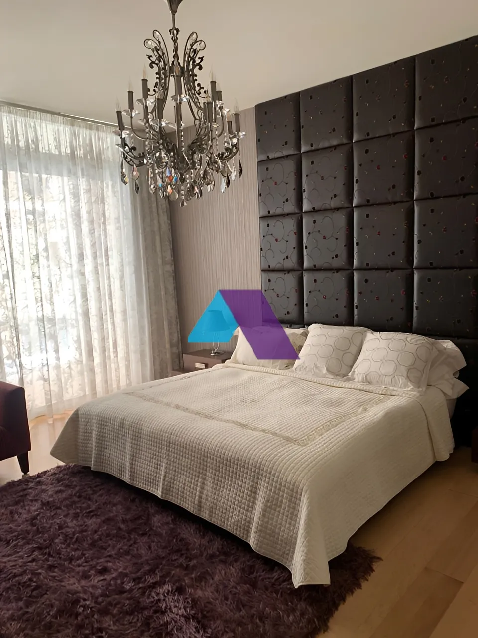Apartment for Sale in Saifi Village