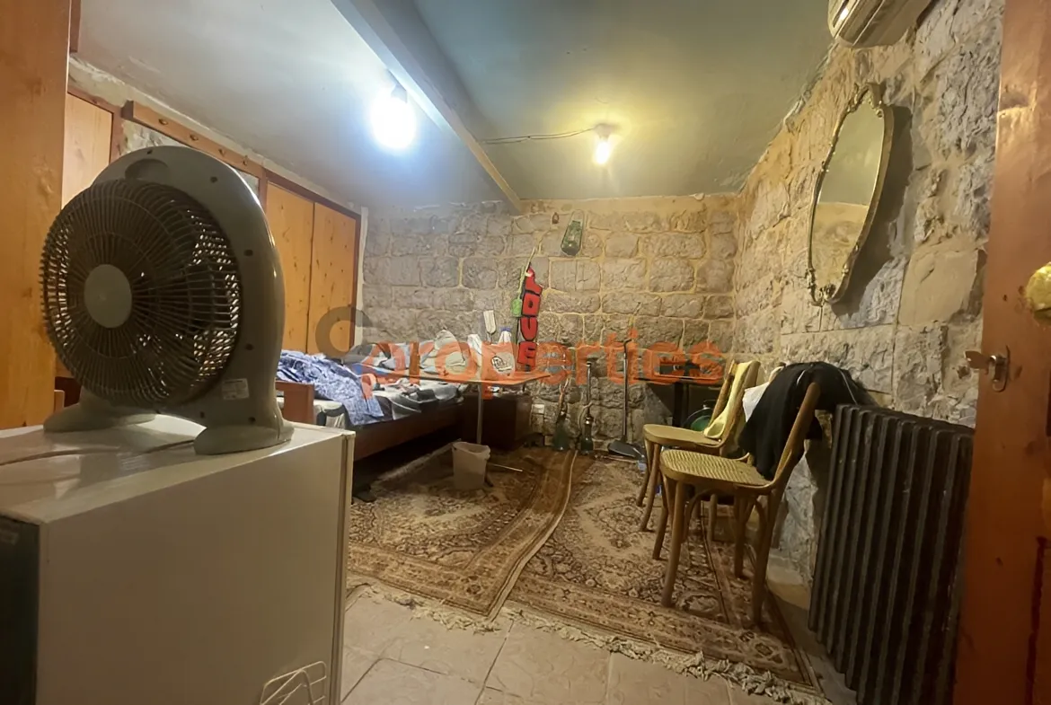 Restaurant for Rent in Rayfoun