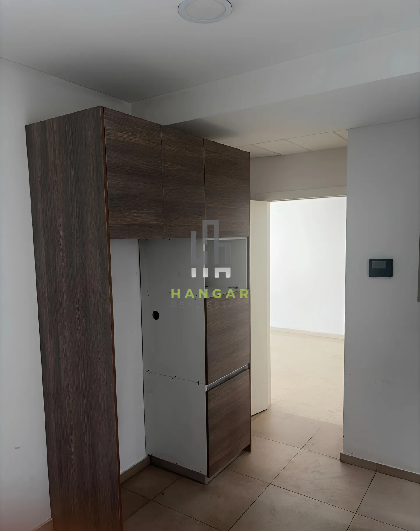 Apartment for rent in Achrafieh, Beirut, Lebanon - 3 bed, 3 bath