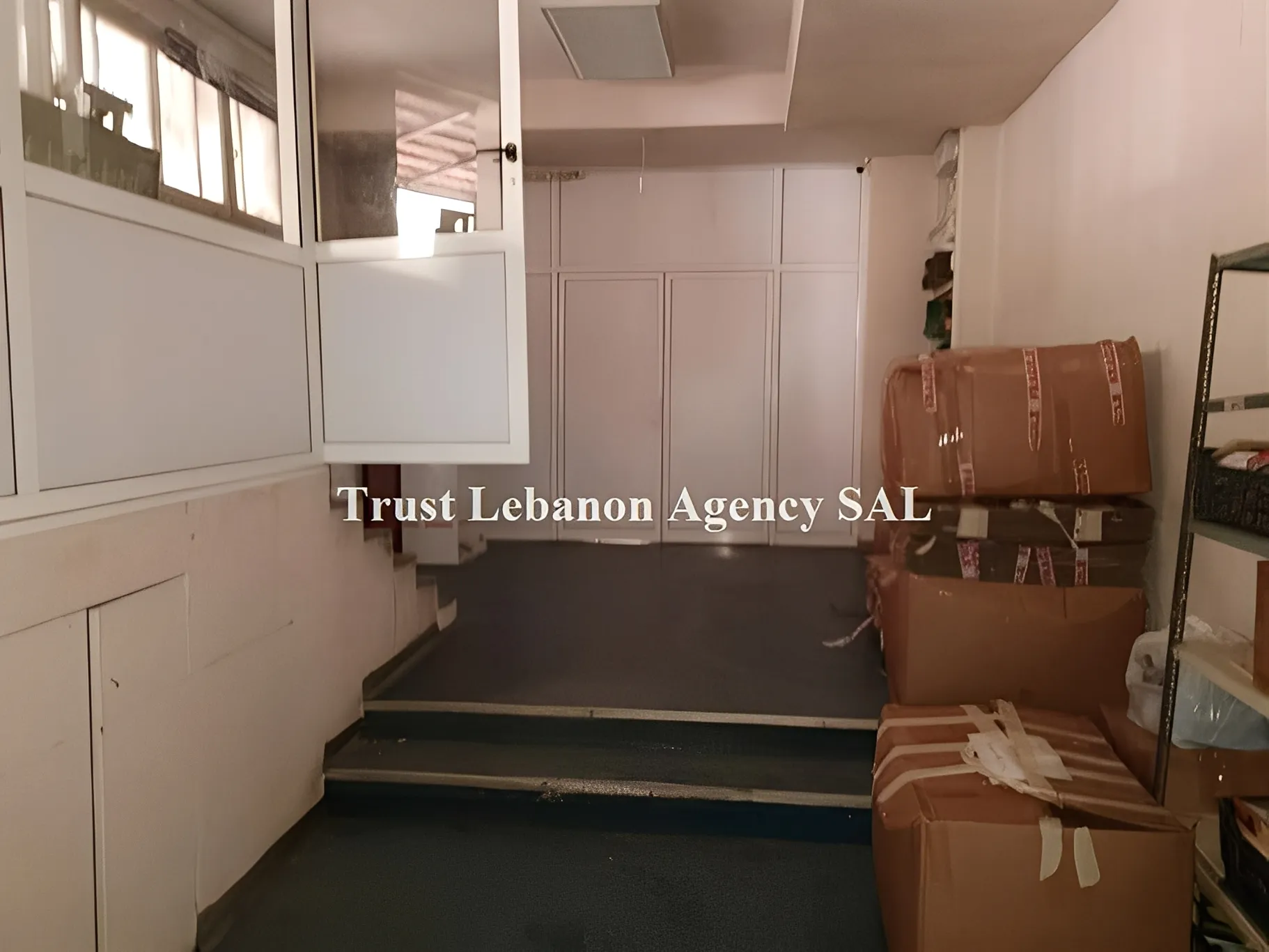 Commercial Property For Rent in Beirut, Badaro