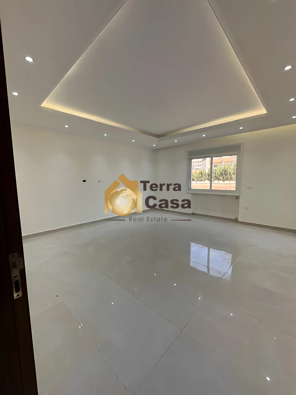 Apartment for Sale in Ksara - 3 bed, 3 bath