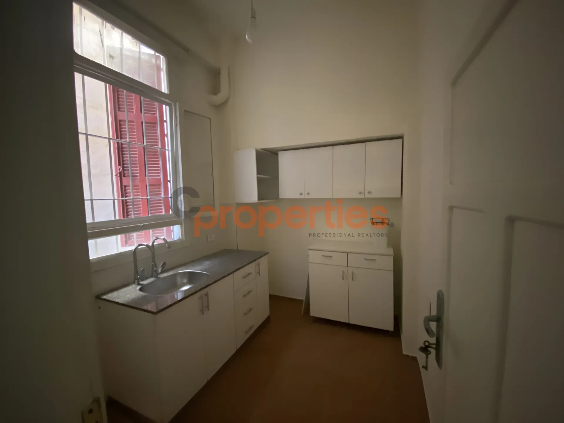 Apartment for Rent in Roum