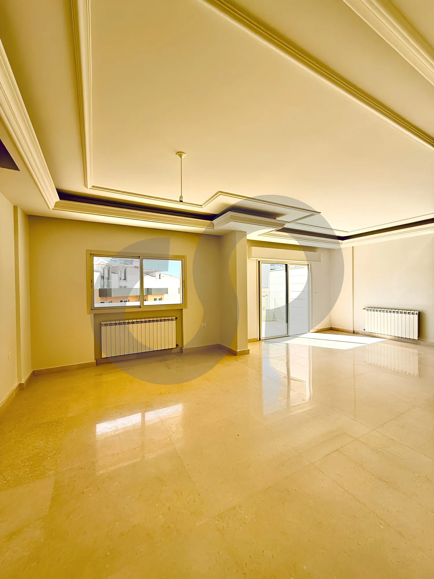 Building for Sale in Sahel Aalma