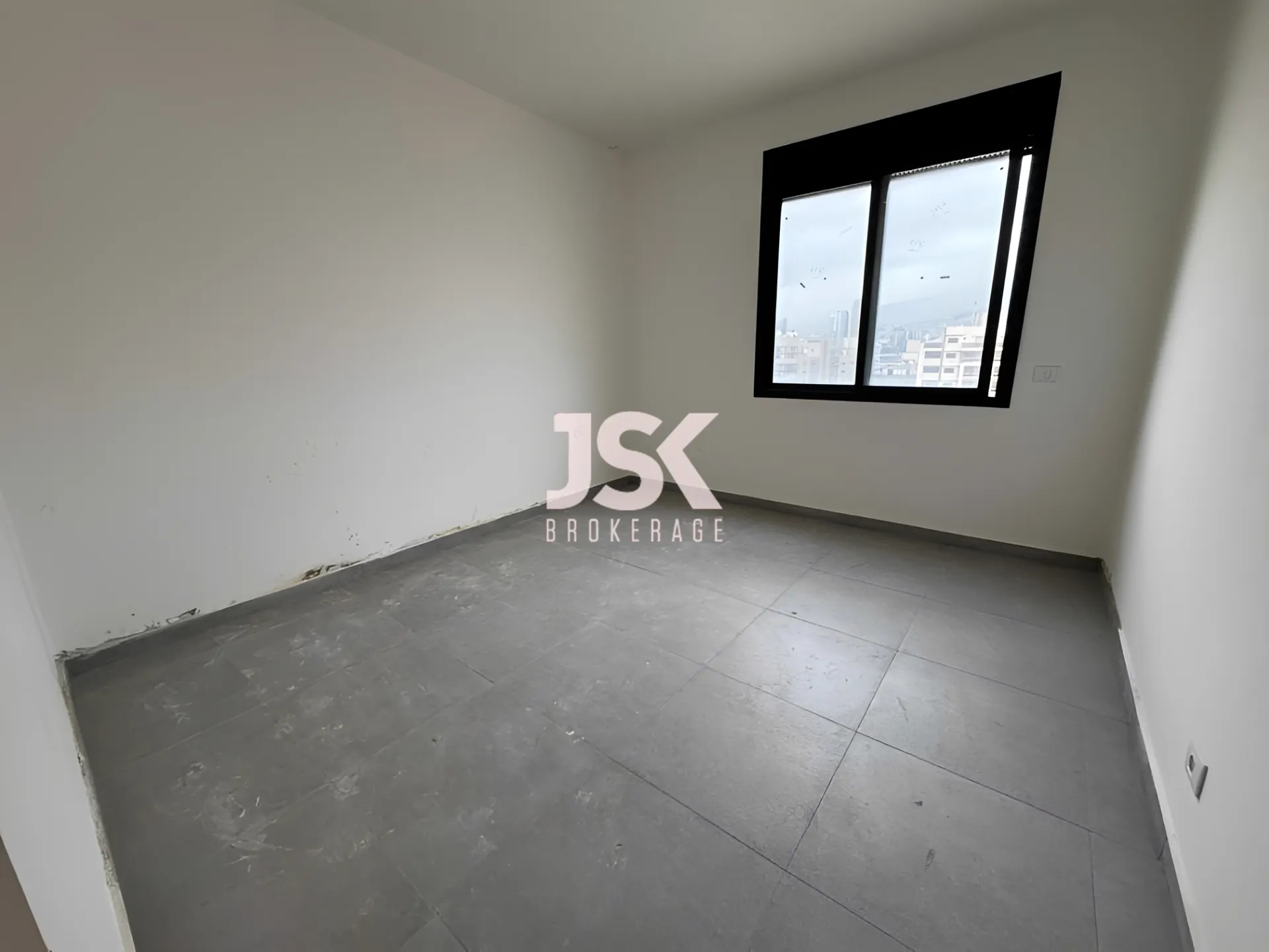 Apartment for Sale in Ain el remmeneh, baabda