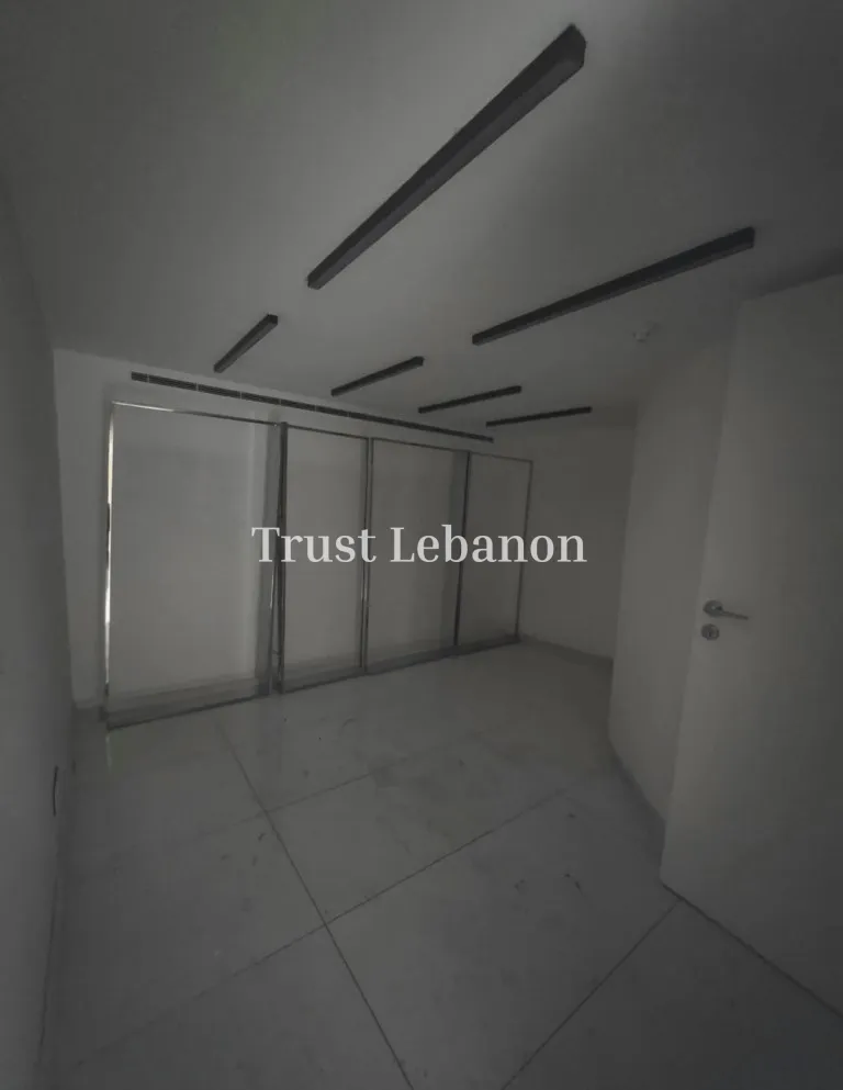 Showroom for rent in Hazmieh, Lebanon