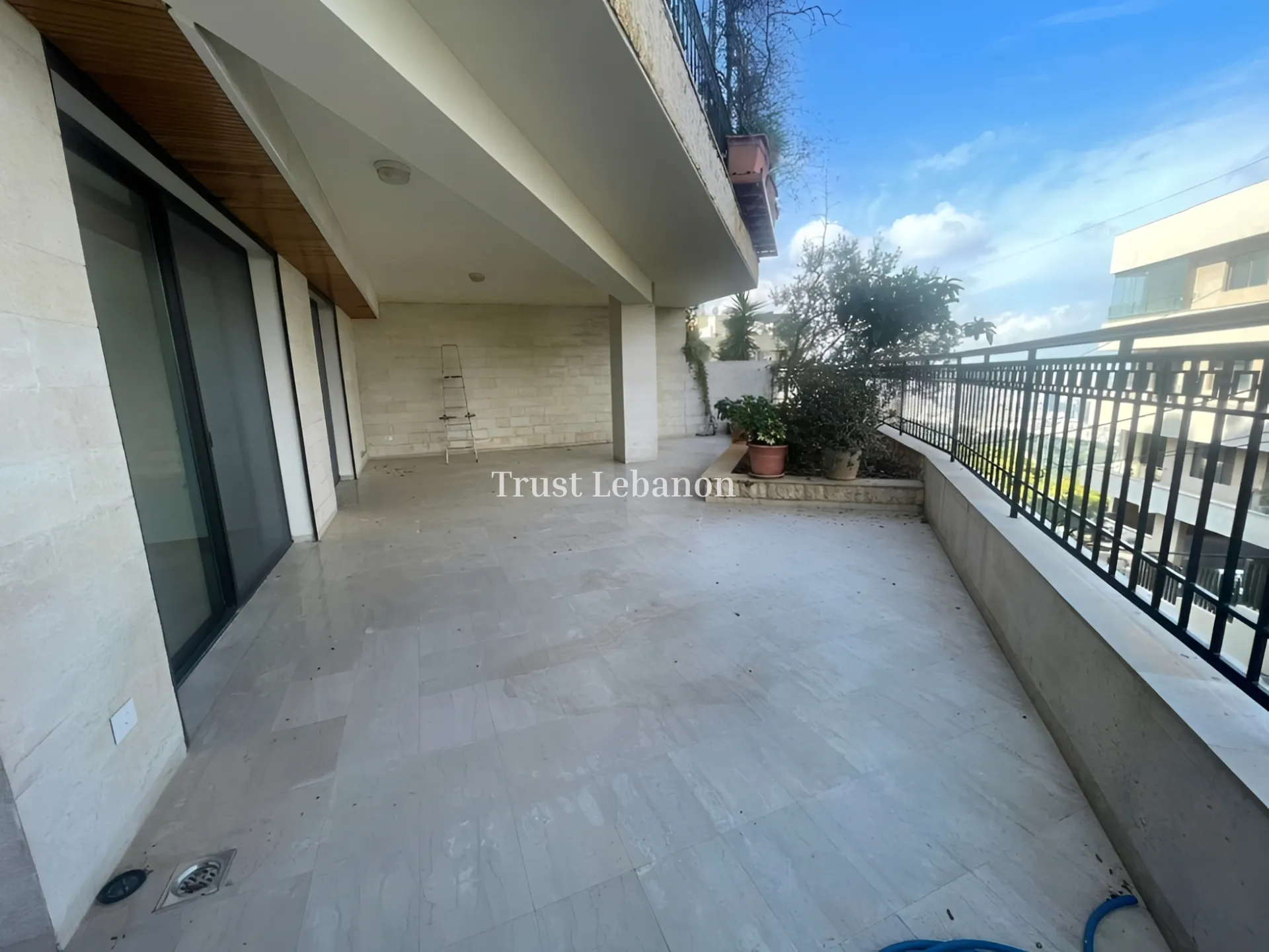 Apartment for sale in Ain Saadeh, Lebanon