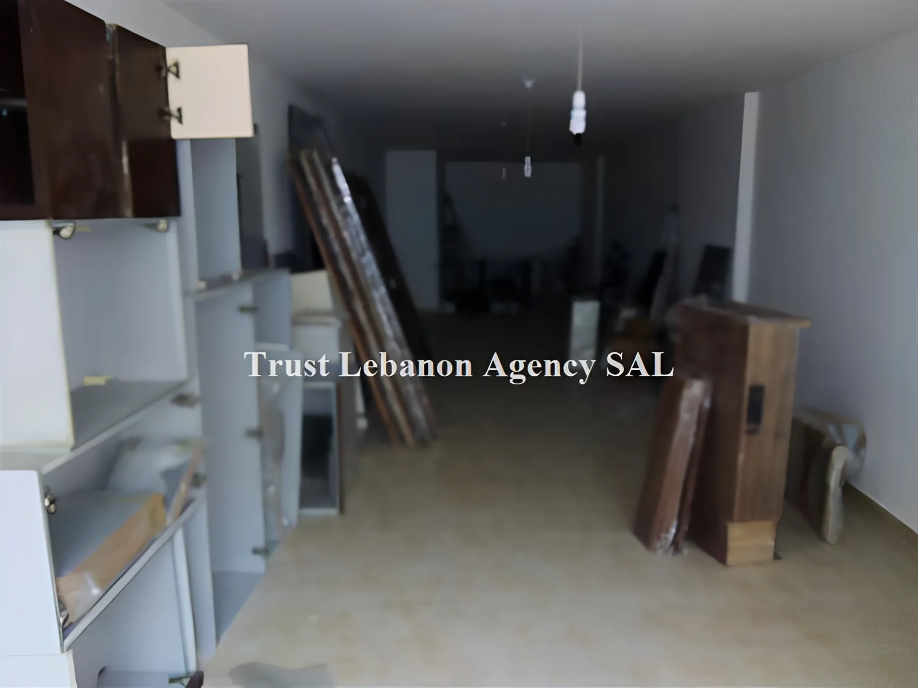 Shop for sale in Beirut, Moucharafieh