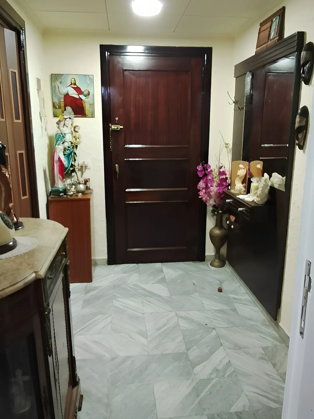 Apartment for Sale in Dik El Mehdi, Lebanon - 2 bed, 2 bath
