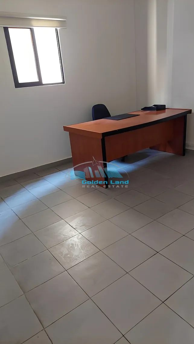 Office for rent in Dekwaneh