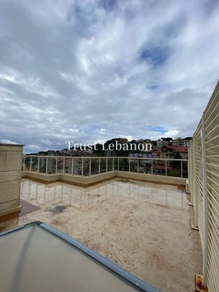 Duplex for rent in Baabdat, Lebanon