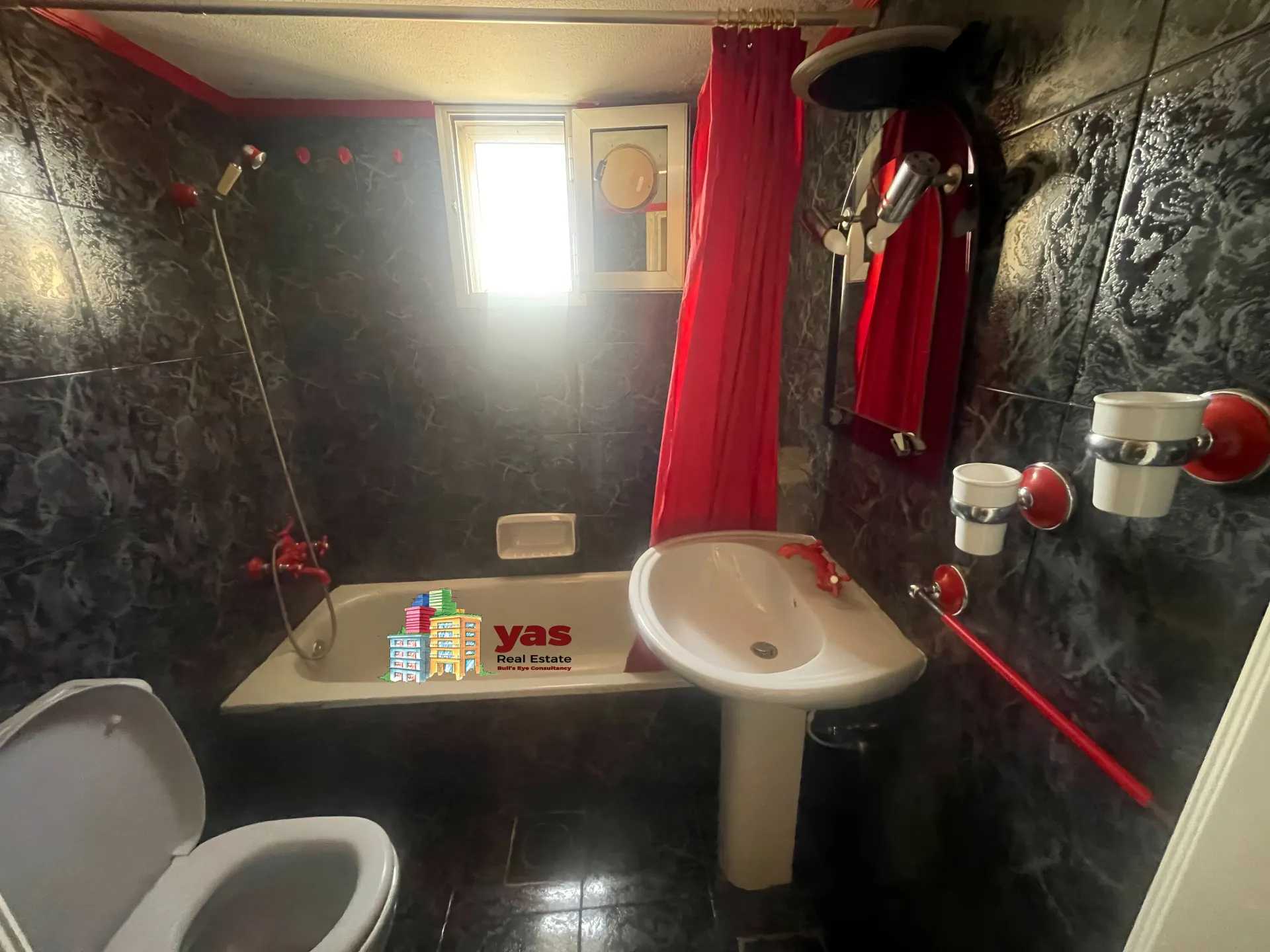 Apartment for Rent in Adonis - 2 bed, 2 bath