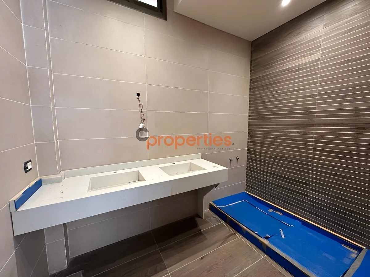 Apartment for Sale in Mtaileb - 3 bed, 3 bath
