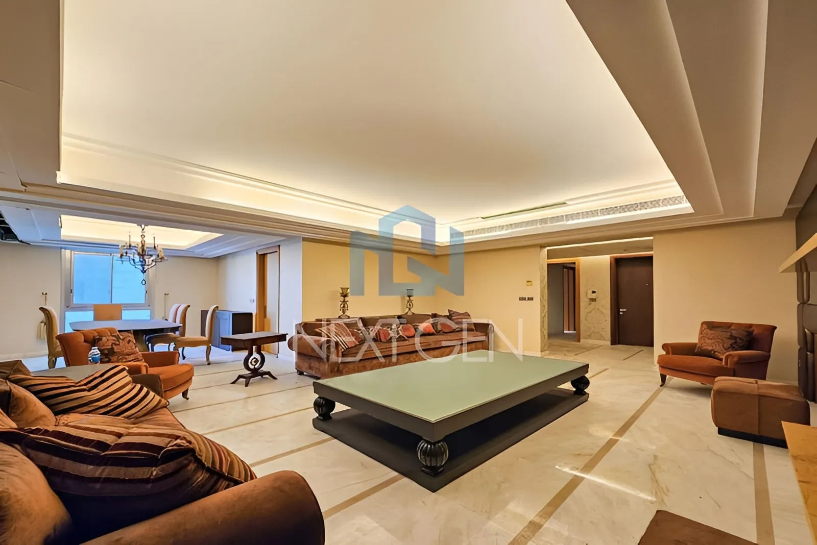 Apartment for Sale in Downtown - 4 bed, 5 bath