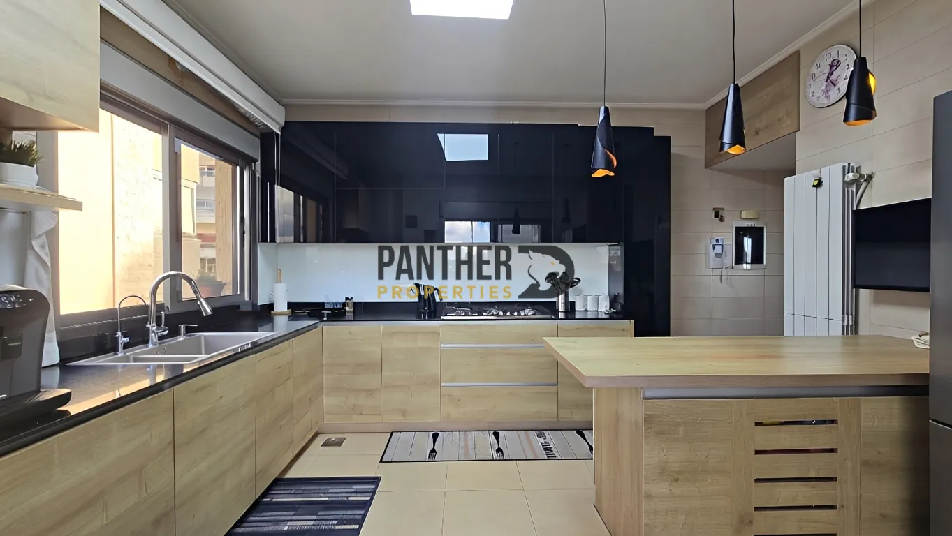 Apartment for sale in Aaraiya
