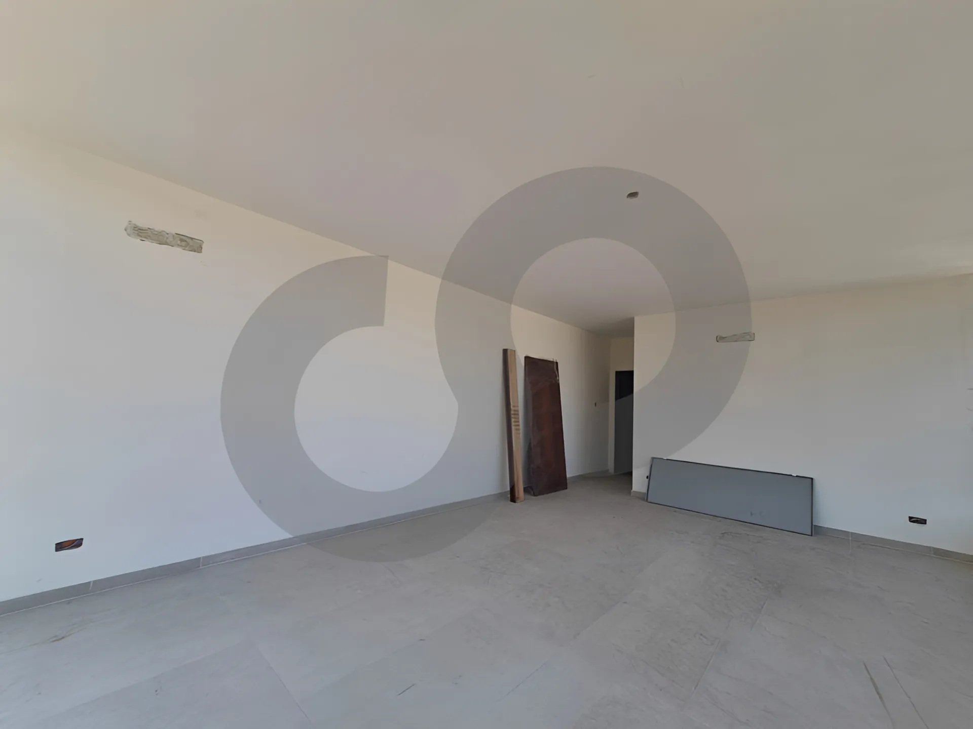 Office for Sale in Baouchriyeh