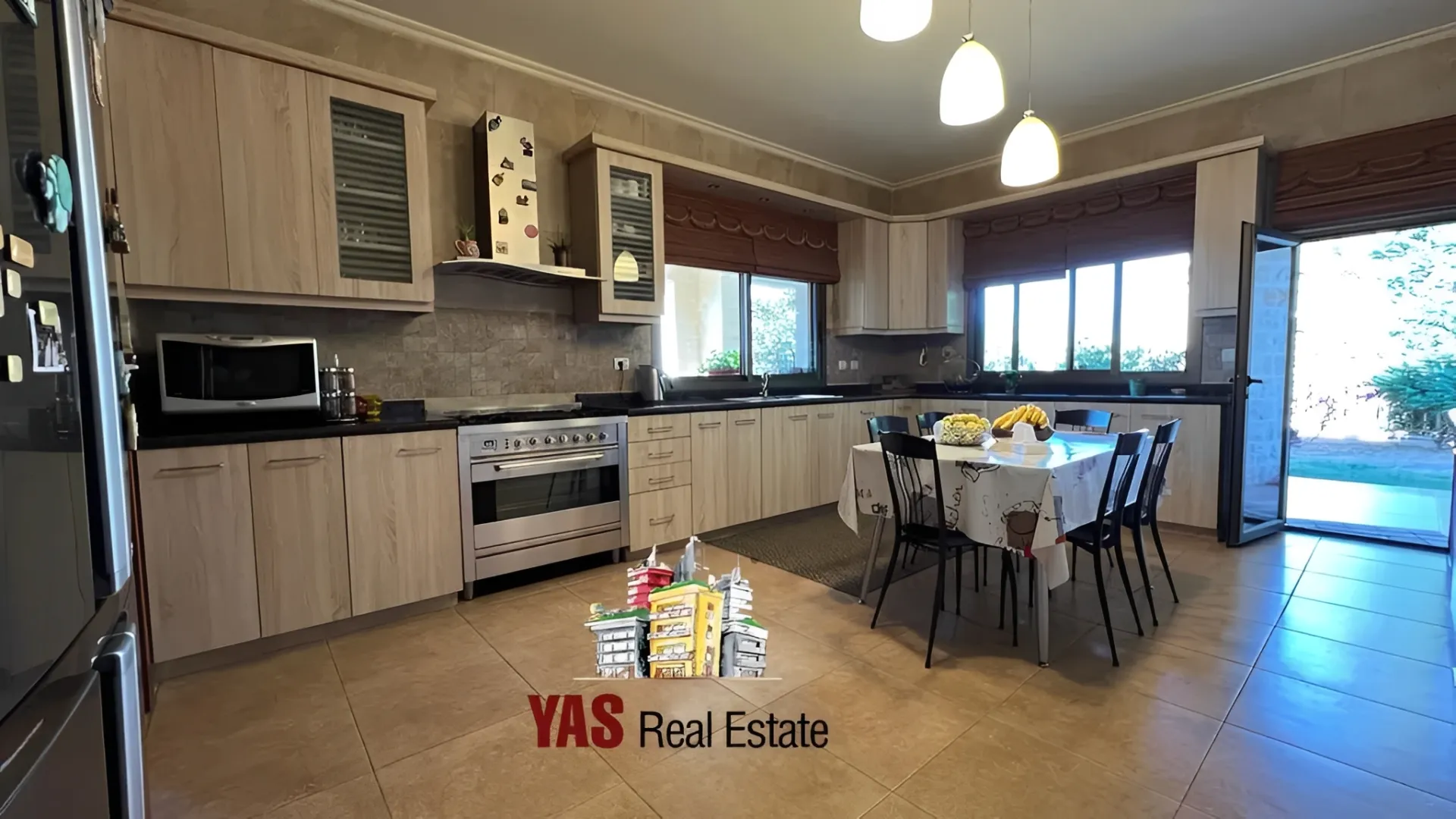Villa for Sale in Ballouneh - 5 bed, 6 bath