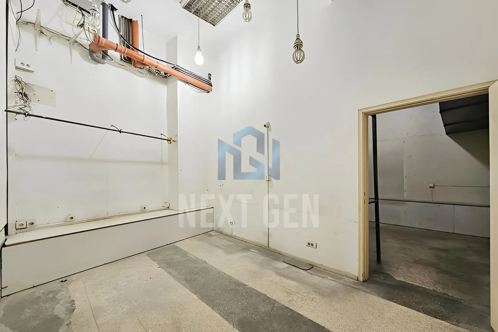 Shop for Rent in Downtown