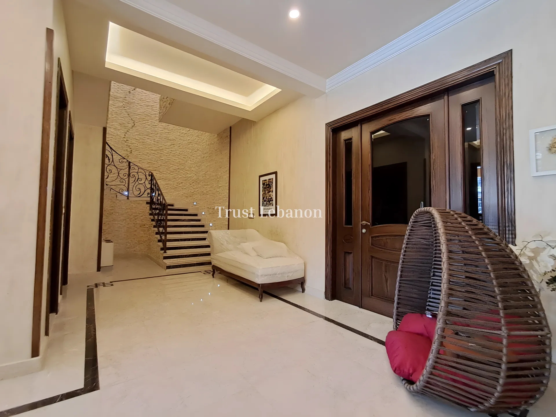 Villa for sale in Zahlé, Lebanon - 4 bed, 3 bath