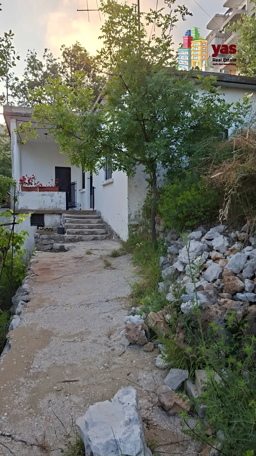 Apartment for Sale in Ashqout