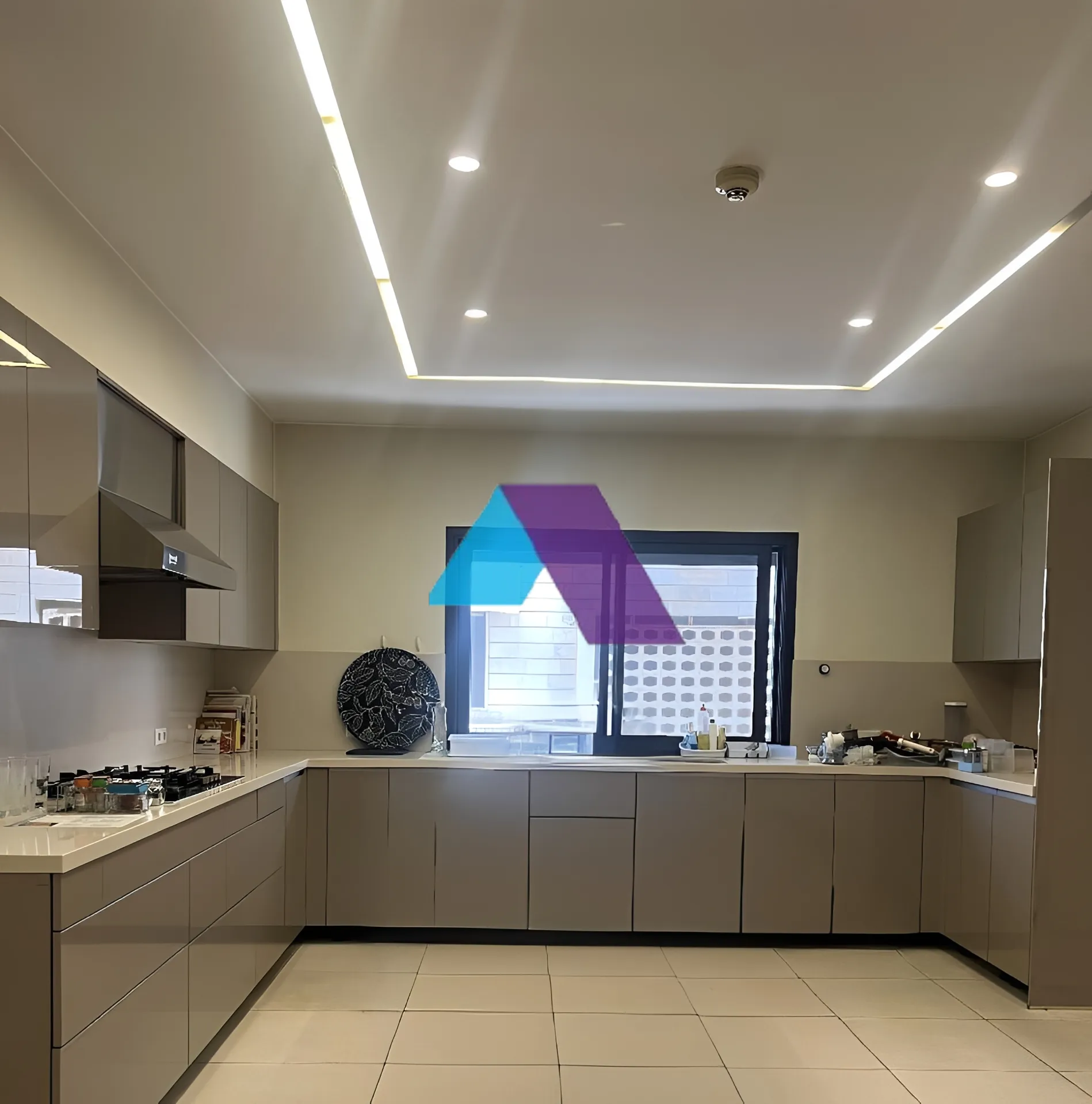 Apartment for Sale in Jnah - 3 bed, 5 bath
