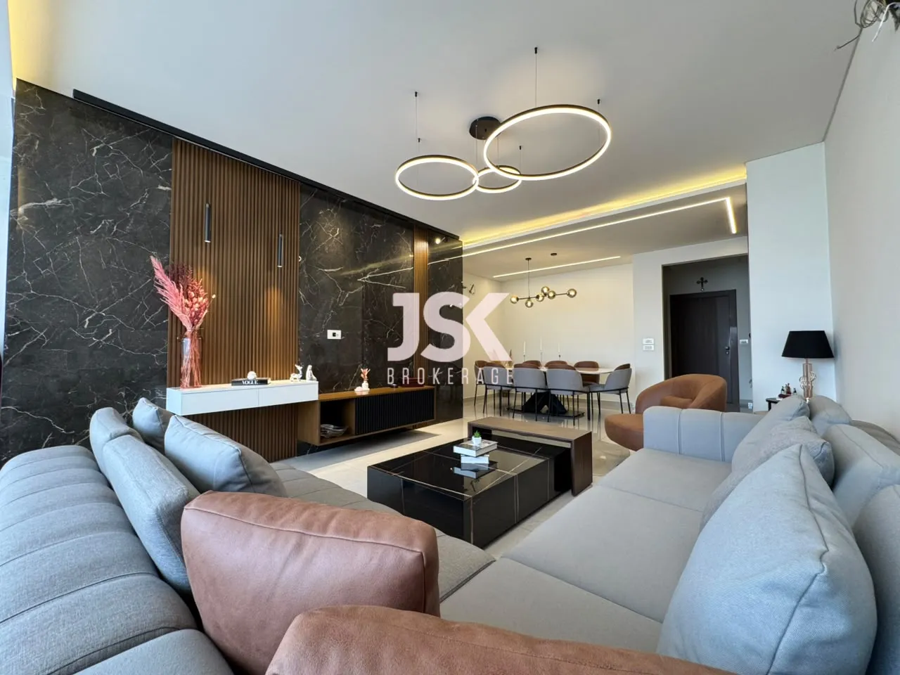 Apartment for Sale in Sad El Baouchriyeh - 2 bed
