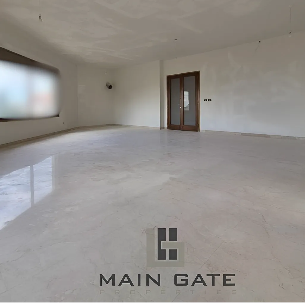 Apartment for sale in Ballouneh, Lebanon - 3 bed, 4 bath