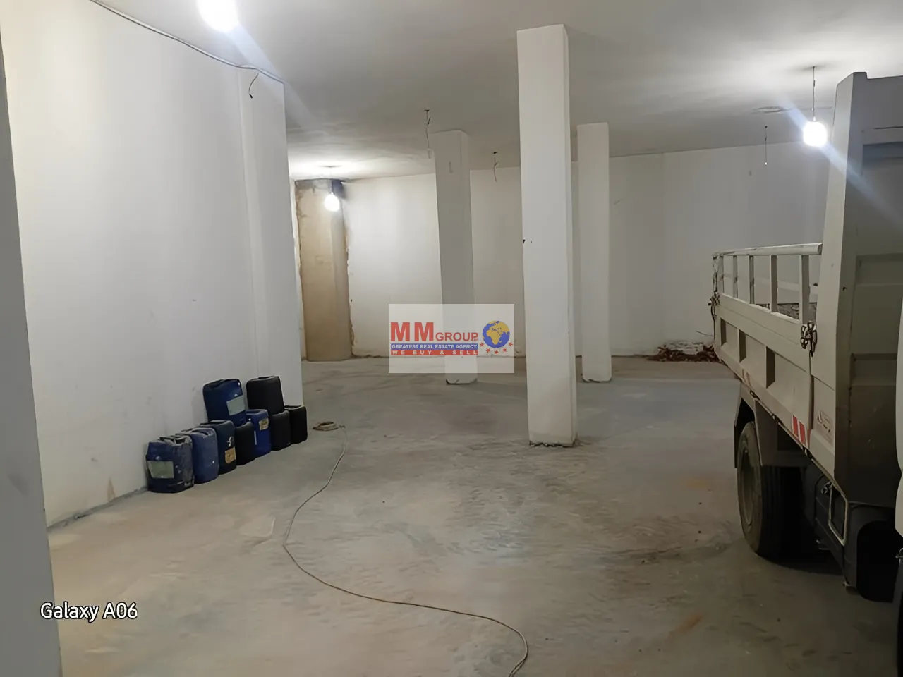 Warehouse for sale in Jdeideh