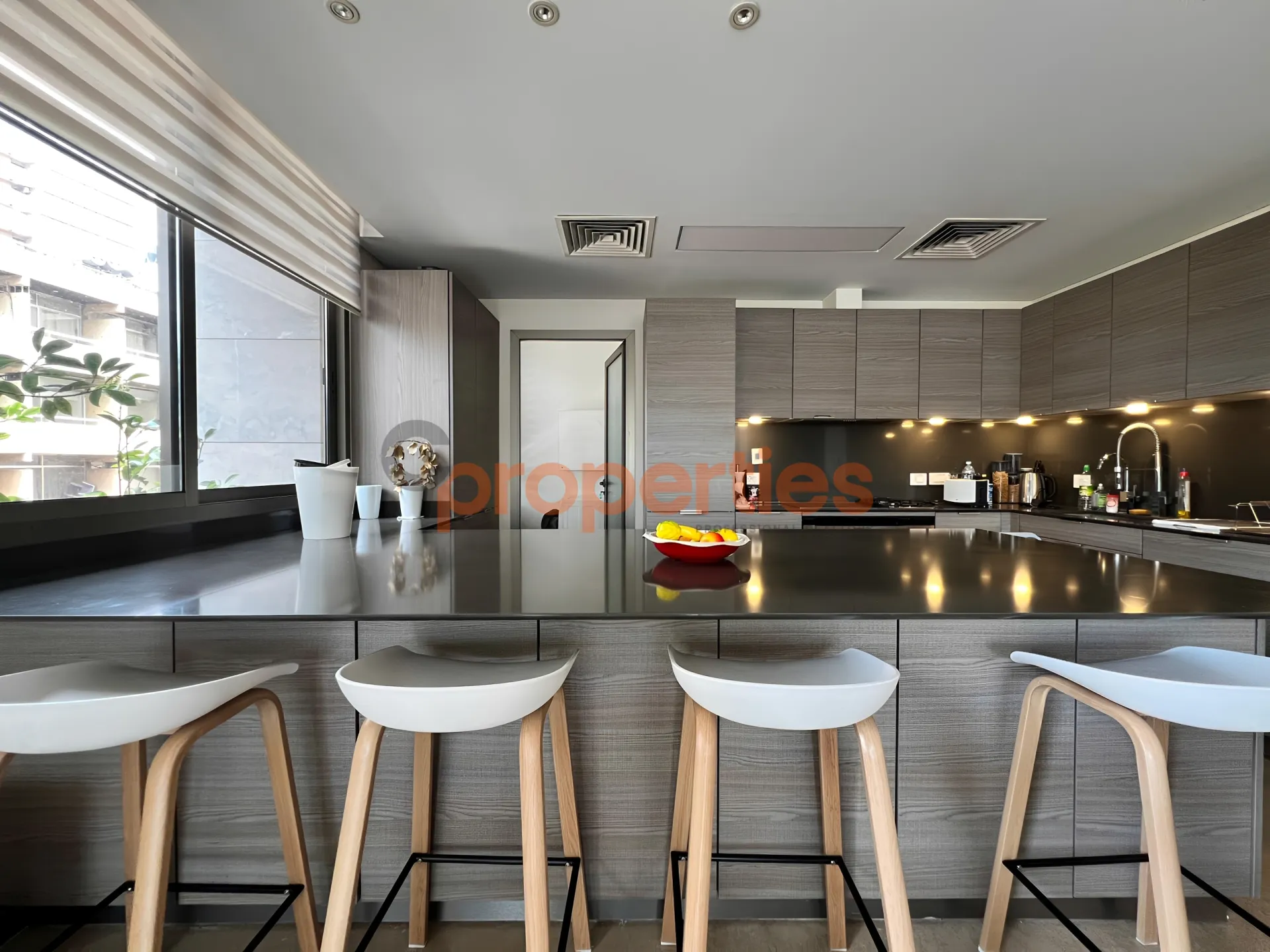 Apartment for Rent in Hamra