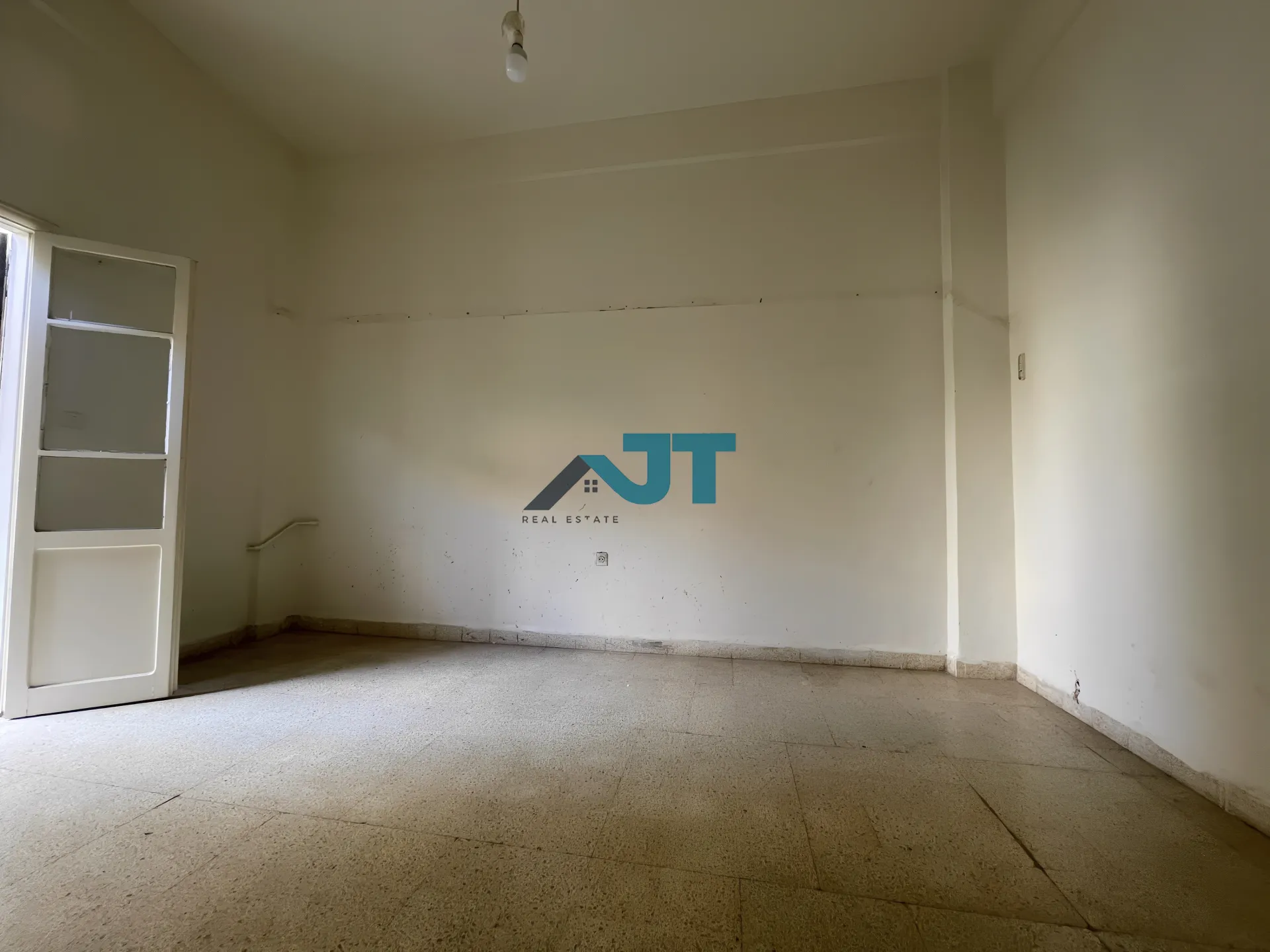 Apartment for Rent in Mar Mikhael, Achrafieh - 2 bed, 3 bath