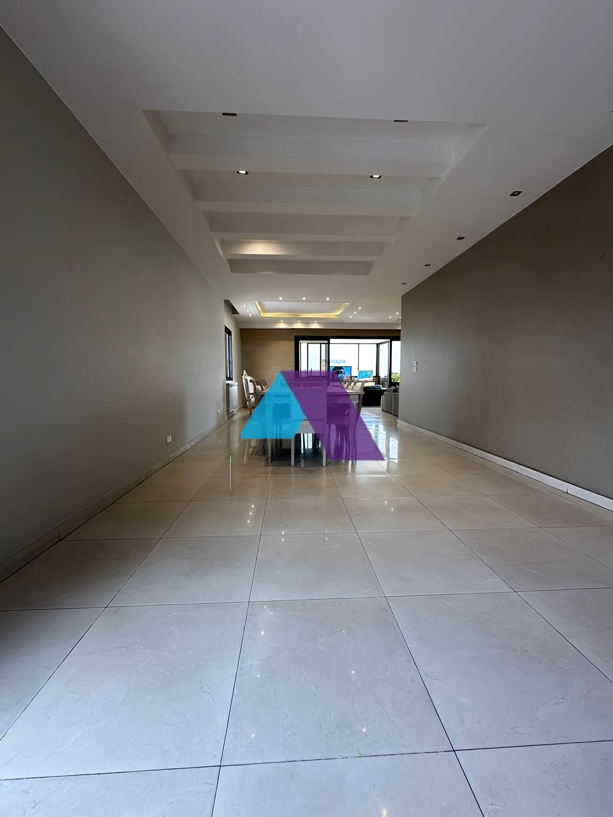 Apartment for Sale in Sabtiyeh - 2 bed, 4 bath
