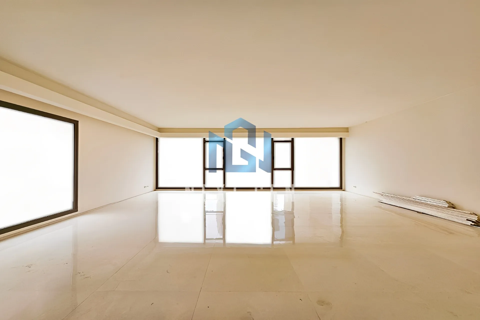 Apartment for sale in Kraytem, Beirut, Lebanon - 3 bed, 5 bath