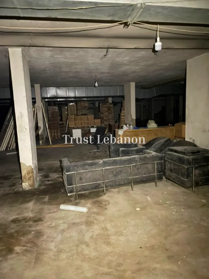 Warehouse for rent in Jnah, Lebanon