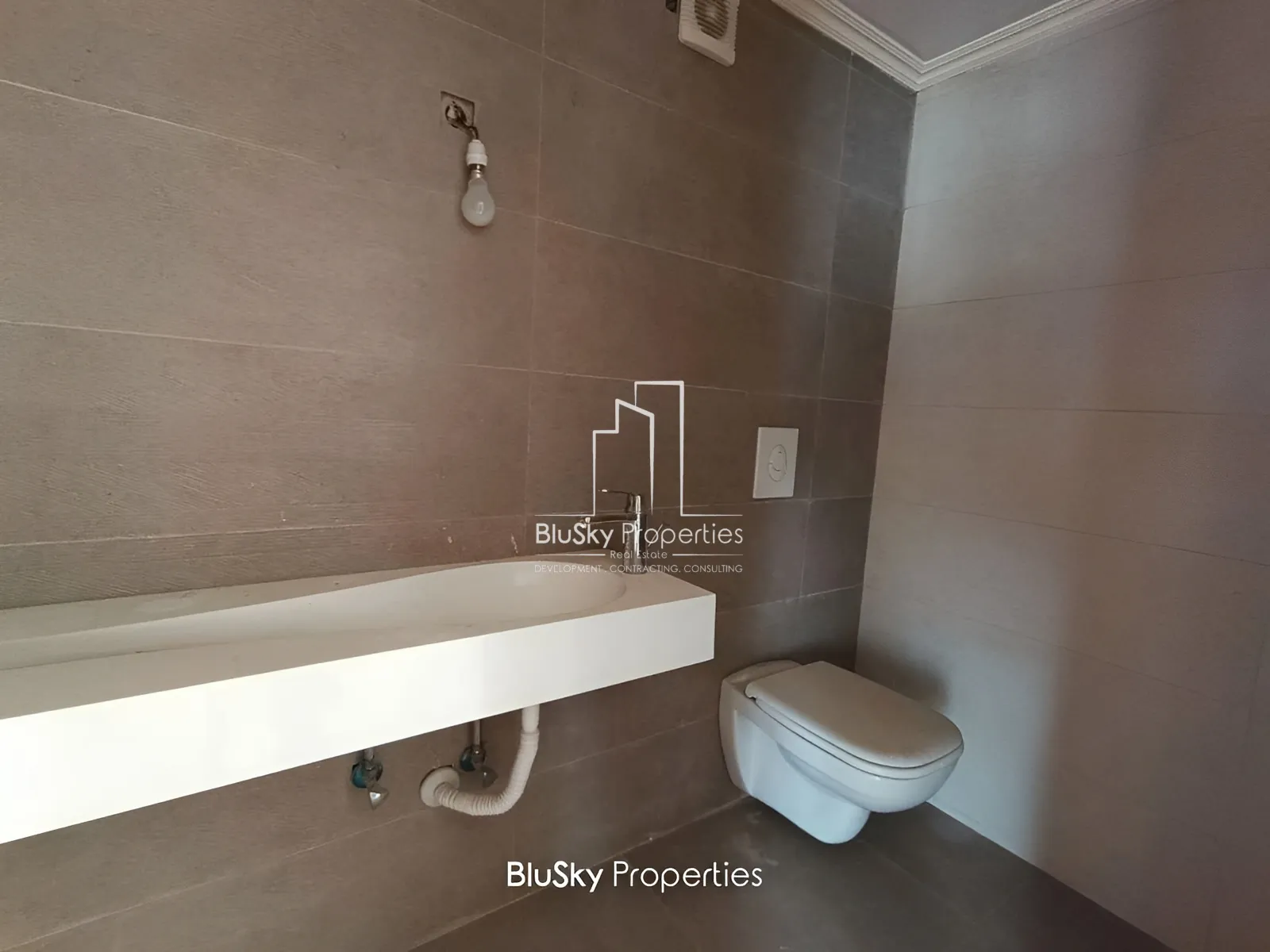 Duplex for Sale in Adma