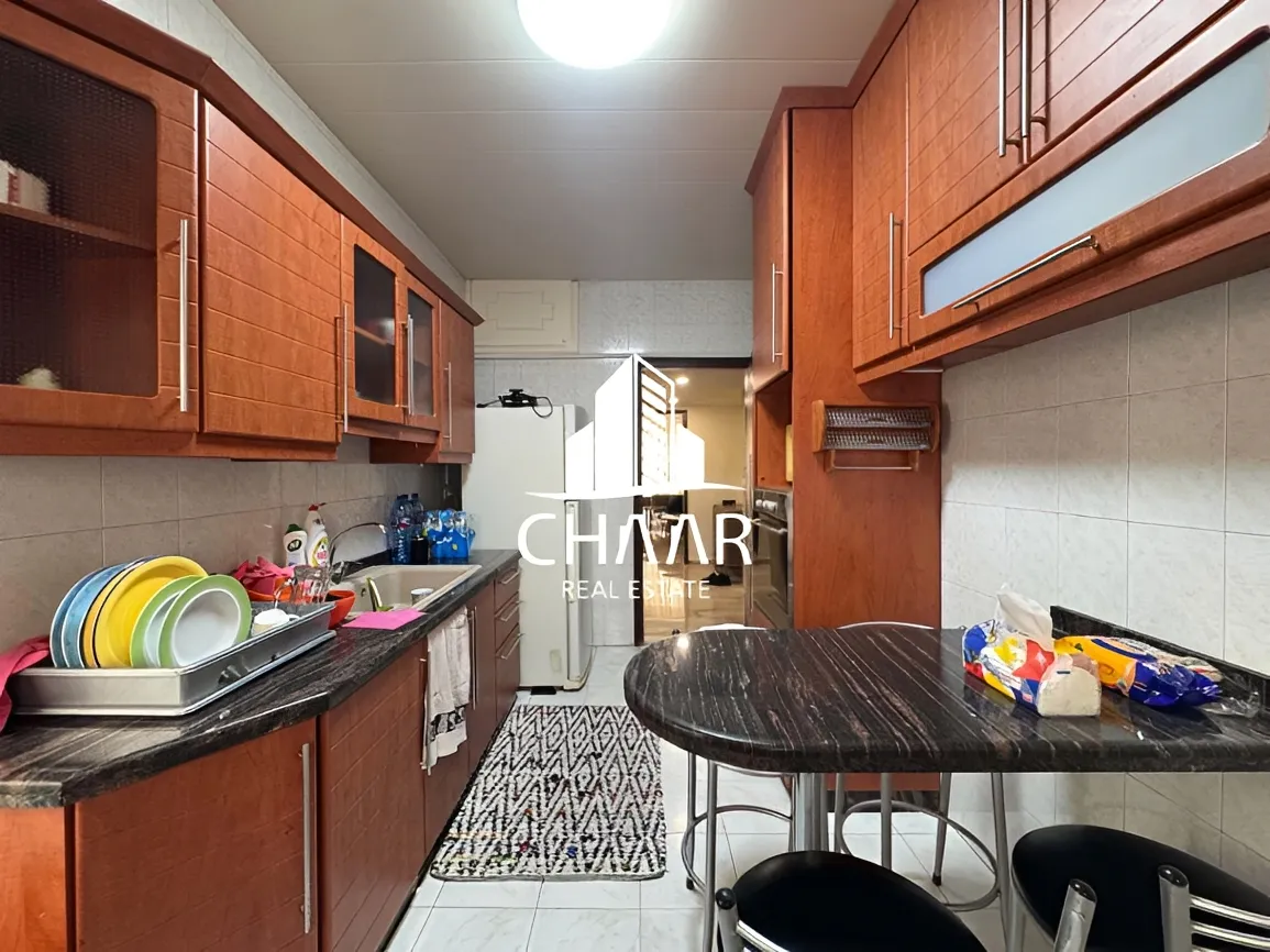 Apartment for sale in Sakiet El Janzeer, Bayrut, Lebanon