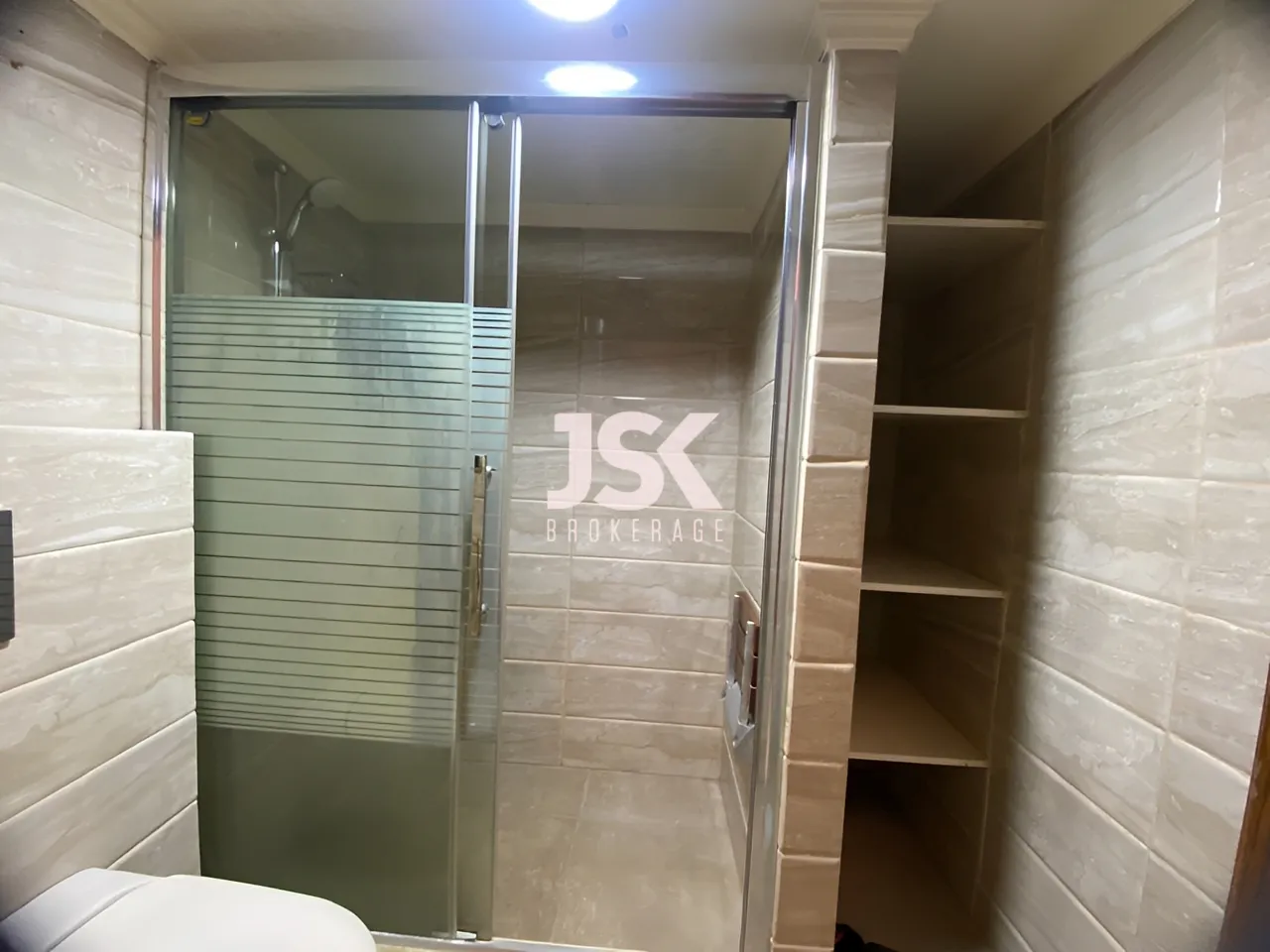 Apartment for Sale in Ras