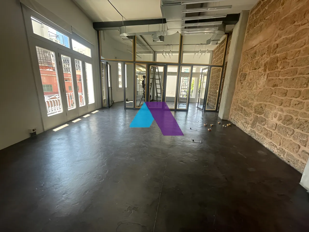 Office for rent in Saifi Village