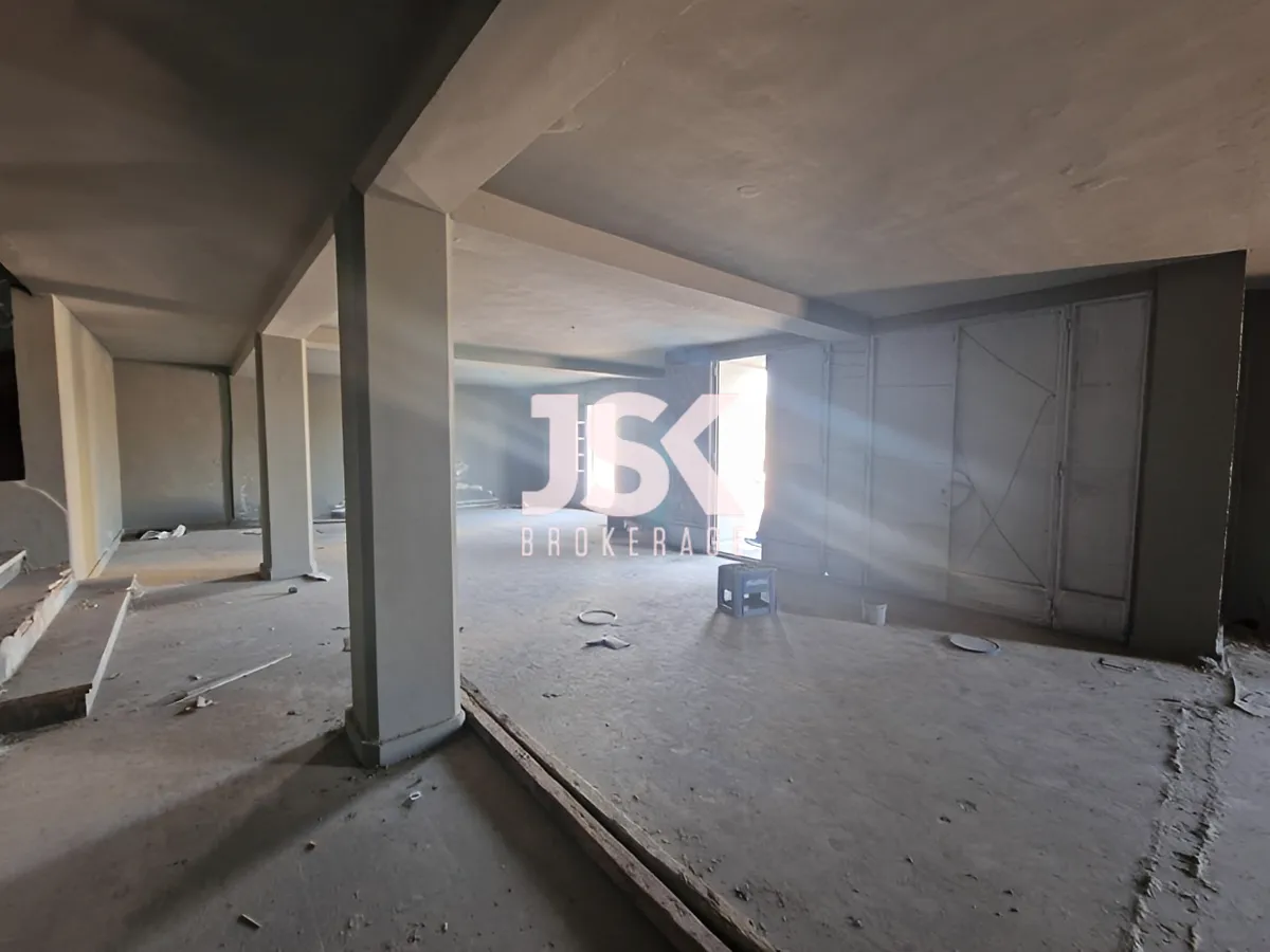 Industrial Unit for Sale in Chekka