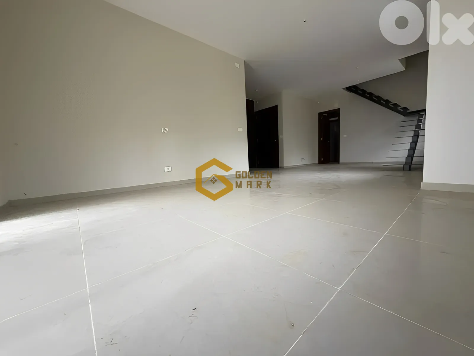 Duplex for Sale in Blat - 6 bed, 4 bath