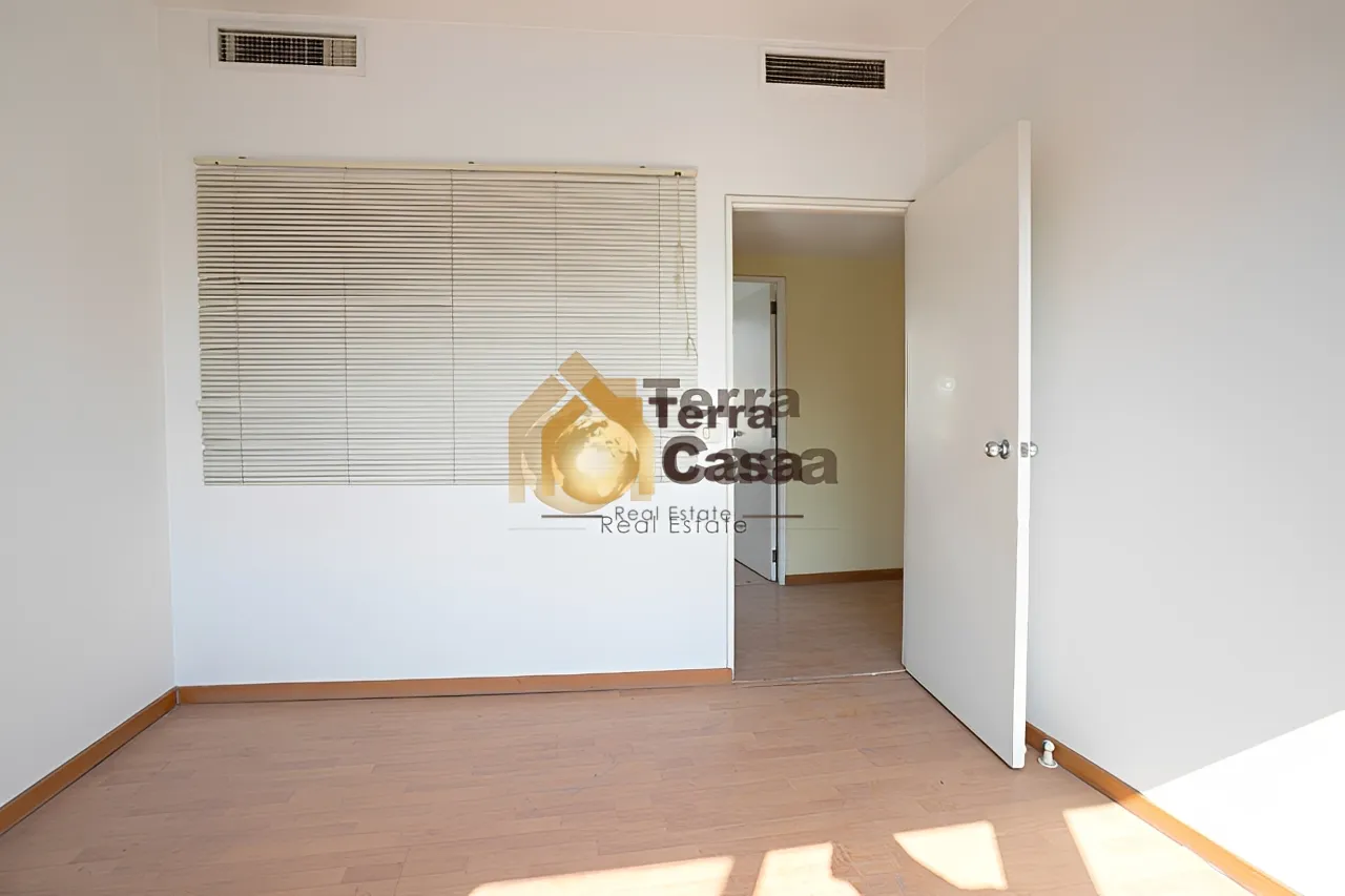 Office for sale in Achrafieh