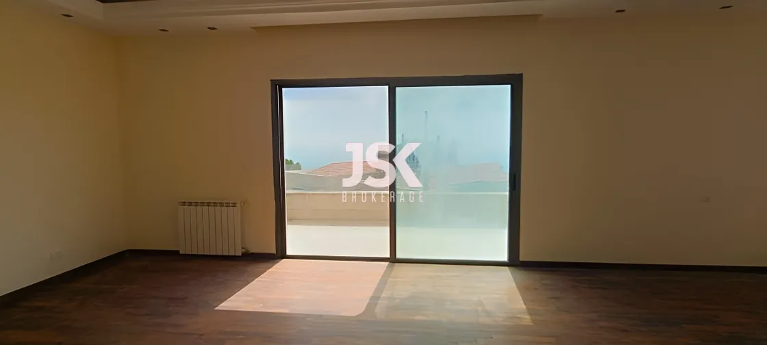 Triplex for Sale in Chnaneir, Lebanon