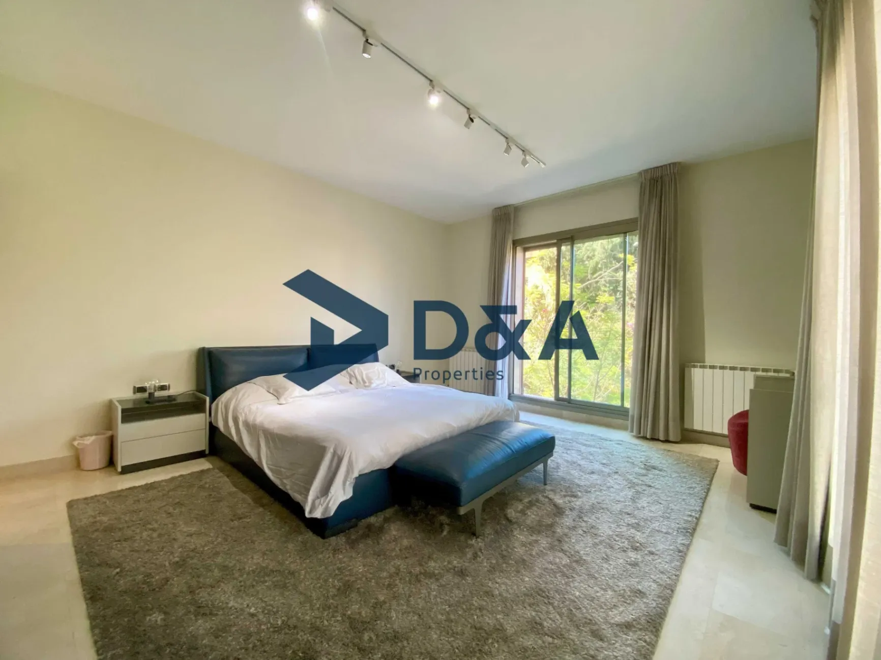 Apartment for rent in Clemenceau, Bayrut, Lebanon