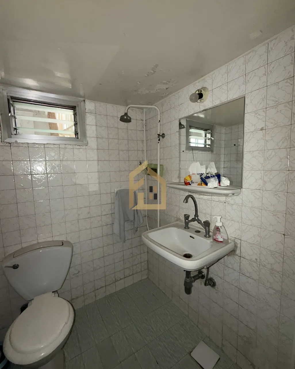 Apartment for sale in Bqennaya, Lebanon - 3 bed, 2 bath